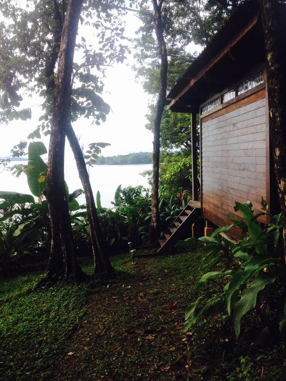Howlers Bay Hotel Boca Chica Exterior photo